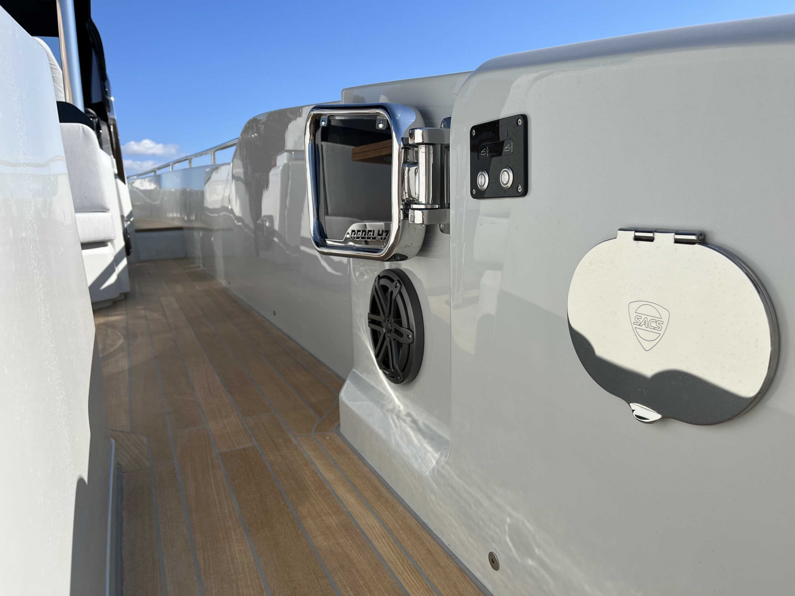 SACS REBEL 47 – Image 8