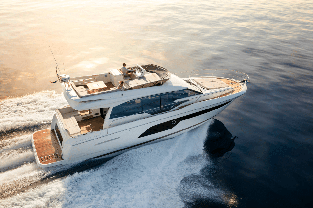 Location de bateau avec skipper de Nice a Monaco