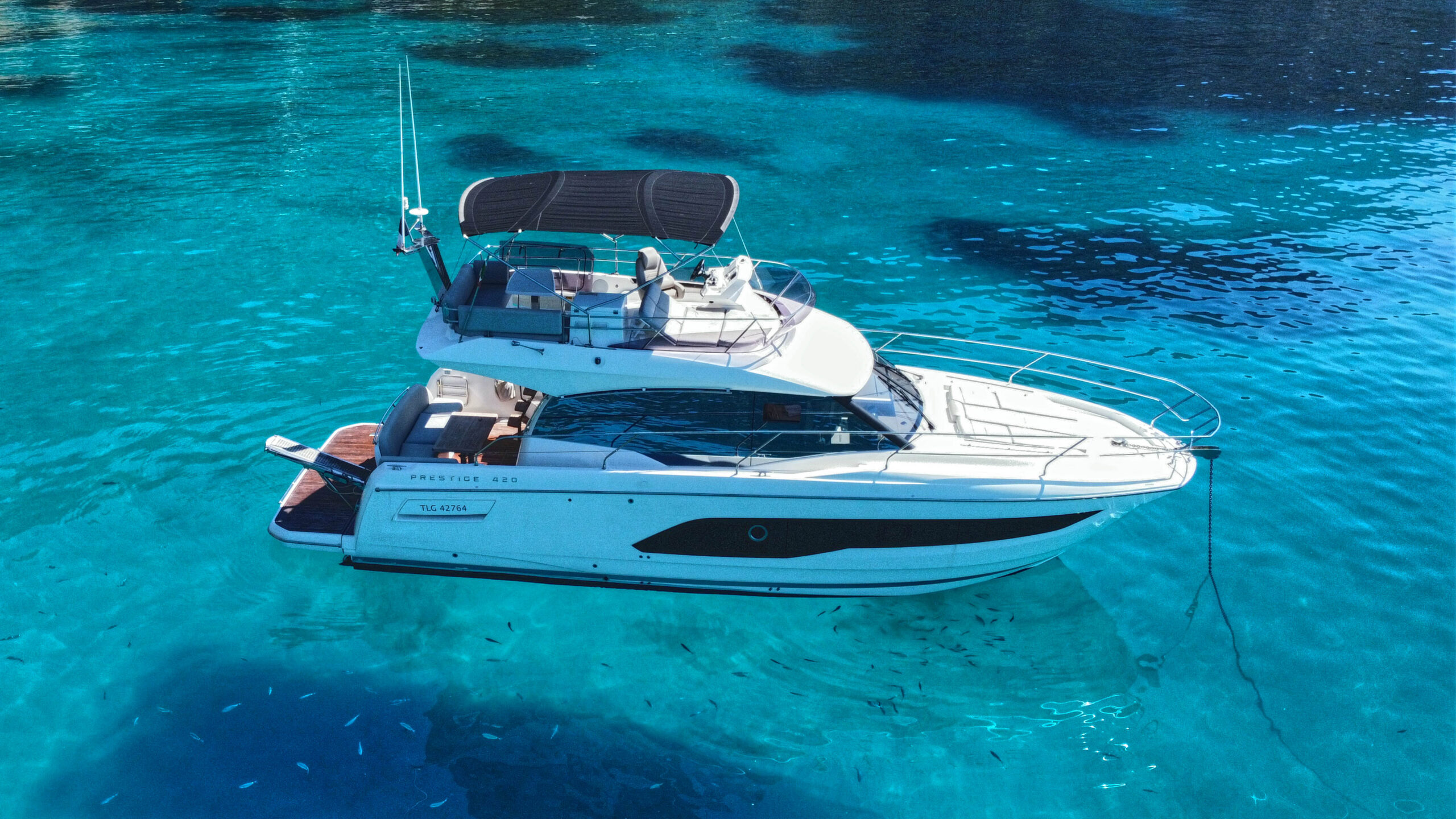 Yacht Prestige 420 Flybridge en charter à Beaulieu-sur-Mer