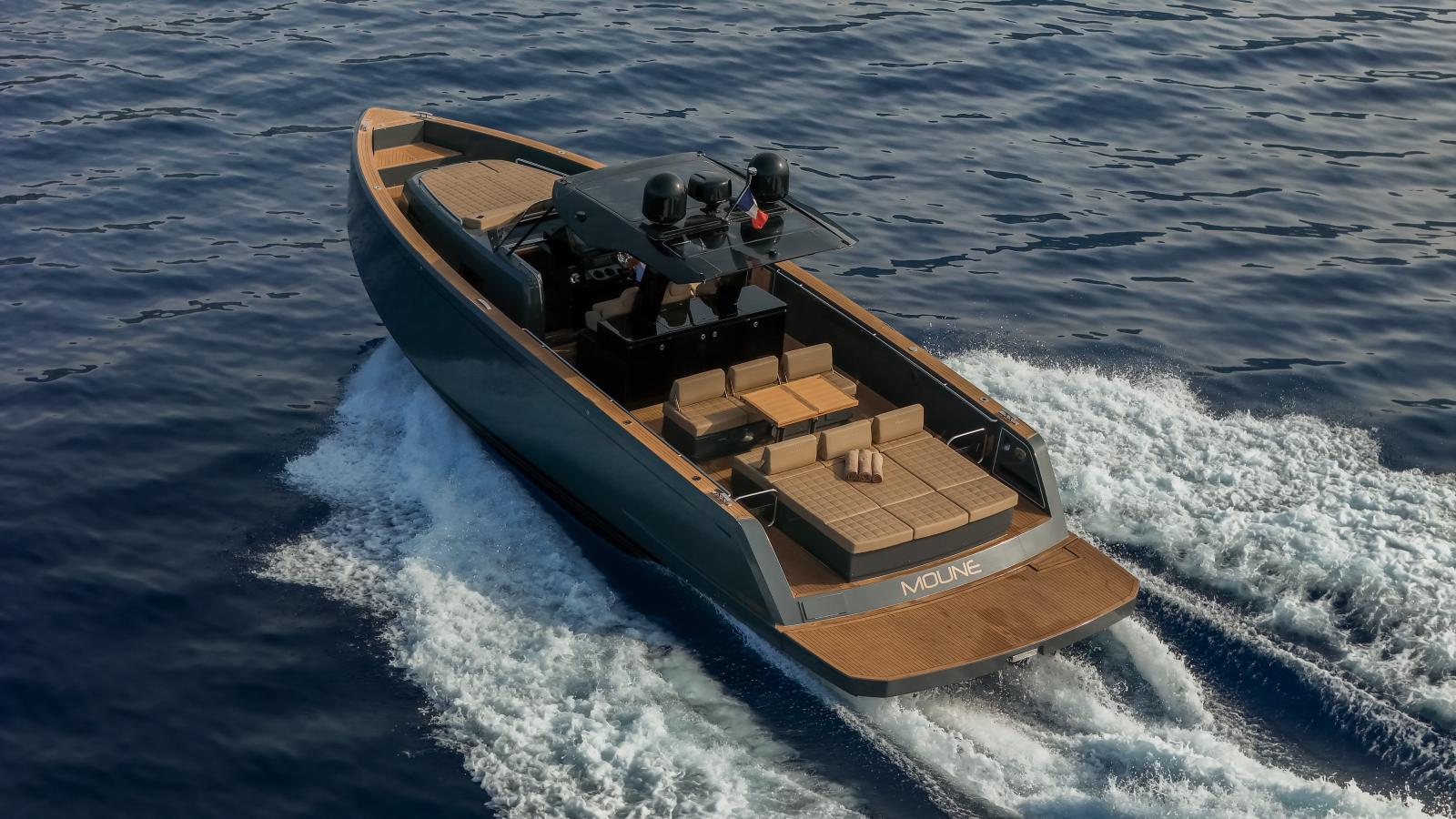 Yacht Pardo 43 MOUNE en location à Beaulieu-sur-Mer