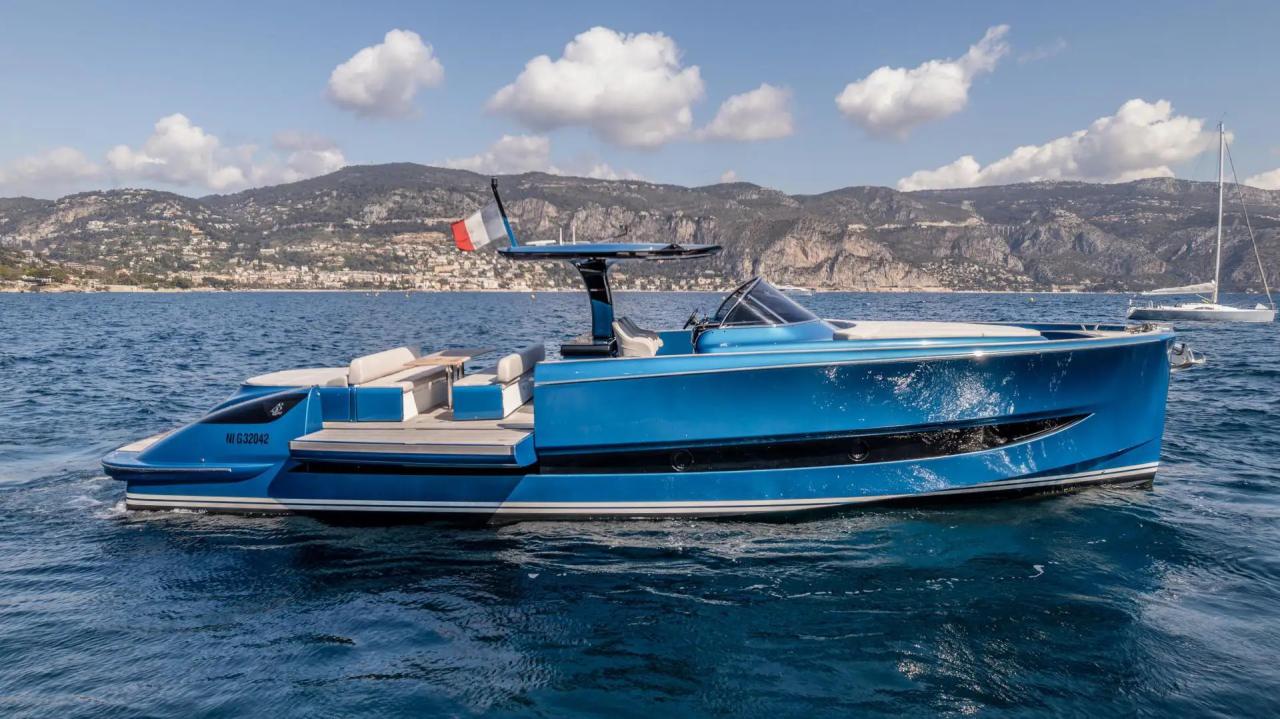 Luxury Yacht Solaris Power 48 Open en location à Beaulieu-sur-Mer