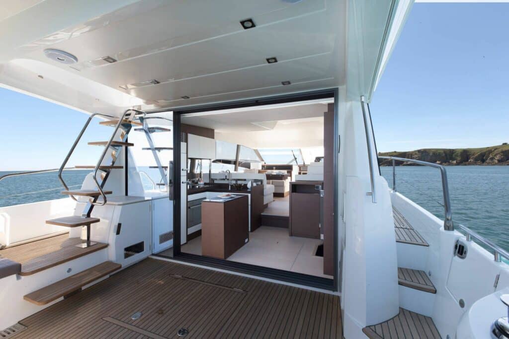 Intérieur et confort du Prestige 520